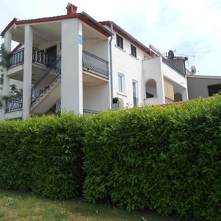 Apartment Petric โรวีน ภายนอก รูปภาพ
