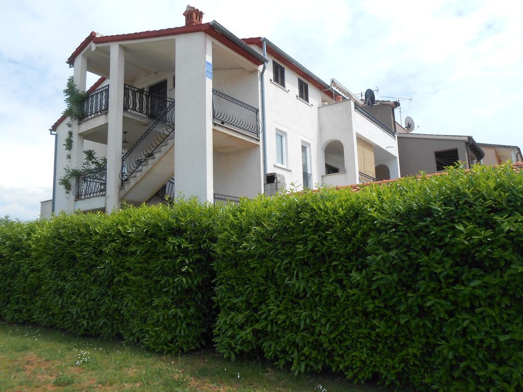 Apartment Petric โรวีน ภายนอก รูปภาพ