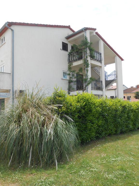 Apartment Petric โรวีน ภายนอก รูปภาพ