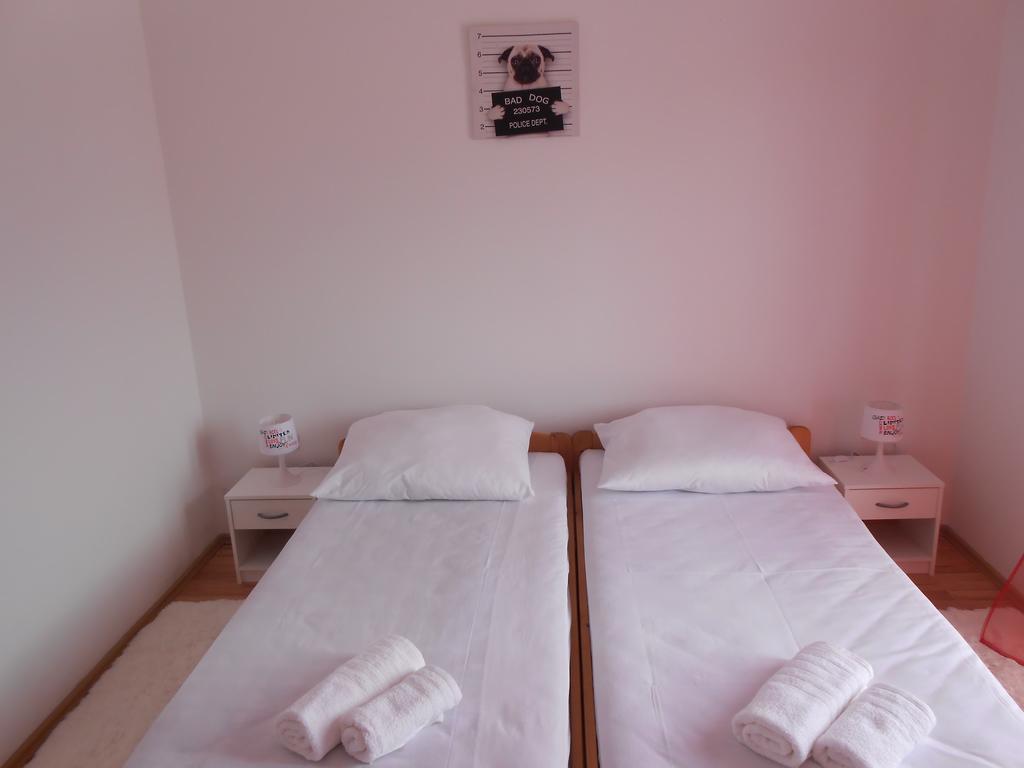 Apartment Petric โรวีน ภายนอก รูปภาพ